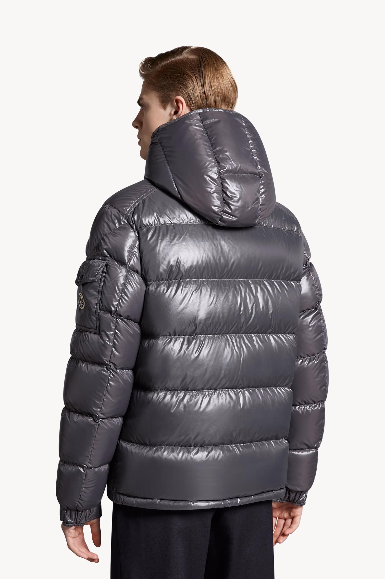 Doudoune courte à capuche Moncler Maya Hommes Gris foncé Moncler 5